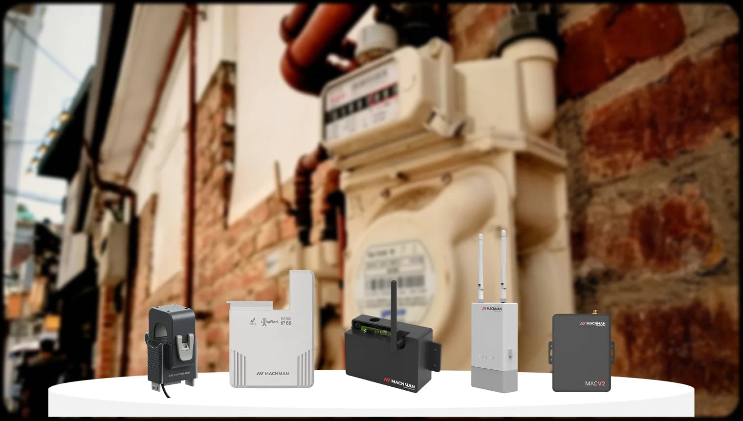 Water network pressure monitoring
